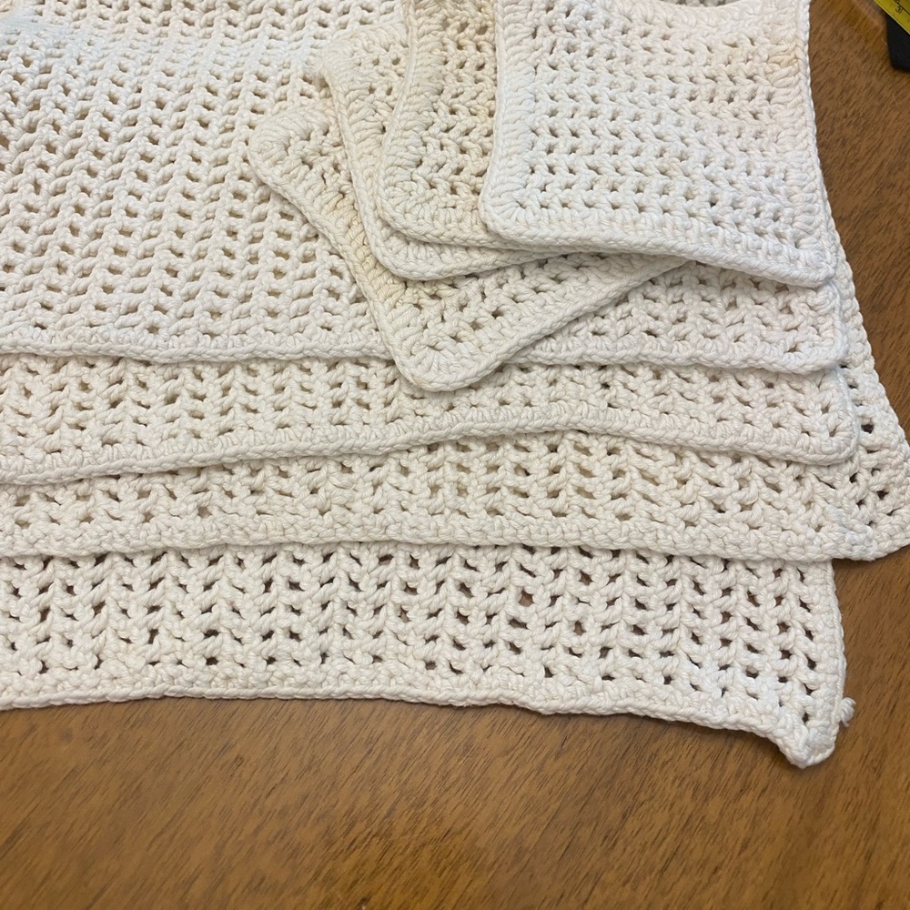 Handcrafted Cream/white  Crocheted Home Accent Set of 4 w coasters